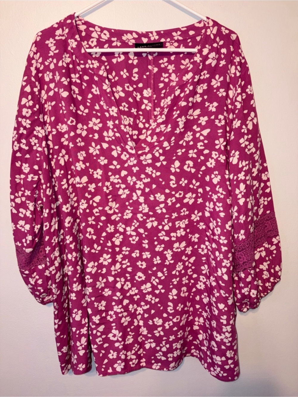 Lane Bryant Floral Blouse in Pink & White Size 18